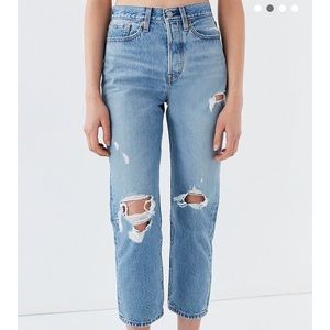 Levi’s Wedgie Highrise Jeans